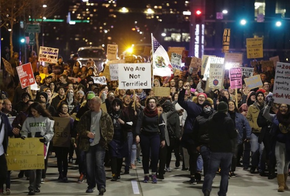 Manifestación en la ciudad de Seattle. (Jason REDMOND/AFP)