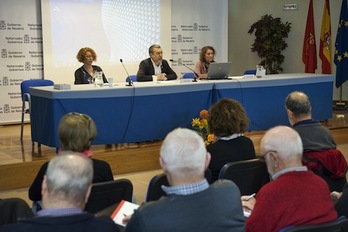 El vicepresidente Laparra, durante la inauguración de la jornada. (GOBIERNO DE NAFARROA)