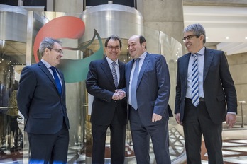 Reunión de Andoni Ortuzar con Artur Mas y Francesc Homs. (Marisol RAMIREZ / ARGAZKI PRESS)