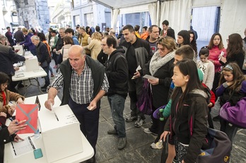 Tolosaldean egindako galdeketari erreleboa hartuko diote Arrigorriaga eta Busturialdean. (Jagoba MANTEROLA / ARGAZKI PRESS)