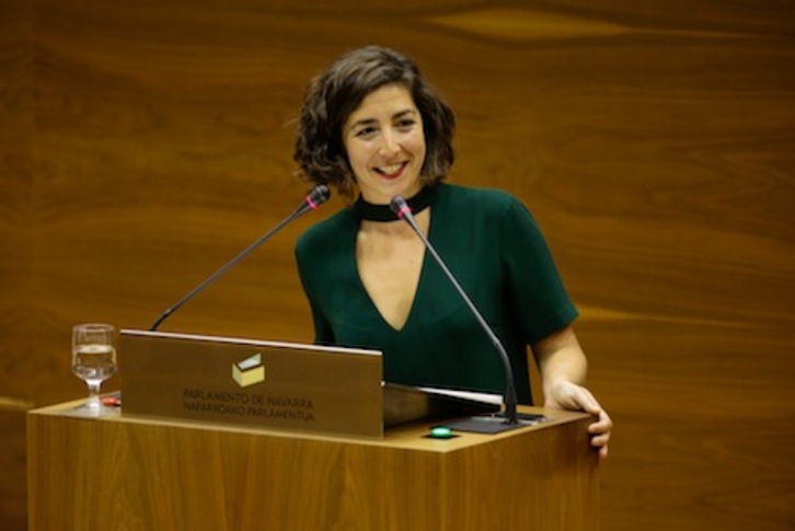 Laura Pérez, en una intervención en el Parlamento navarro. (PARLAMENTO DE NAFARROA)