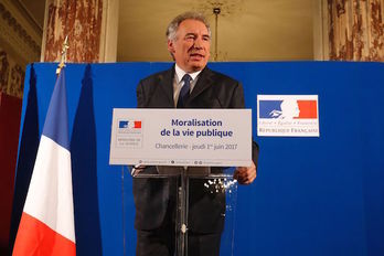 El ministro de Justicia y líder del MoDem, Francois Bayrou. (FRANCOIS GUILLOT / AFP)