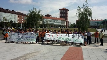 Concentración de trabajadores de Muebles Xey. (ELA)