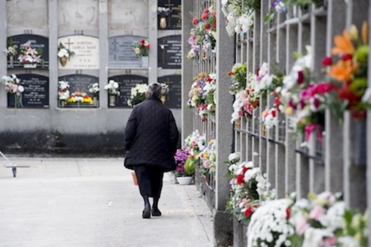 Las cremaciones suponen el 78% de los servicios realizados por el cementerio de Iruñea. (Iñigo URIZ/FOKU)