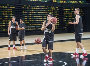 Bilbao Basket ha dado inicio este miércoles a su pretemporada. (Marisol RAMÍREZ/ARGAZKI PRESS)