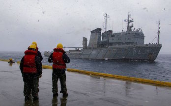 La Armada argentina pone fin al operativo de rescate de ‘ARA San Juan’, aunque seguirá buscando el submarino militar. (AFP)