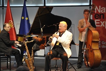 El saxofonista Pedro Iturralde, premio ‘Francisco de Javier’ 2017, en una actuación. (GOBIERNO DE NAFARROA)
