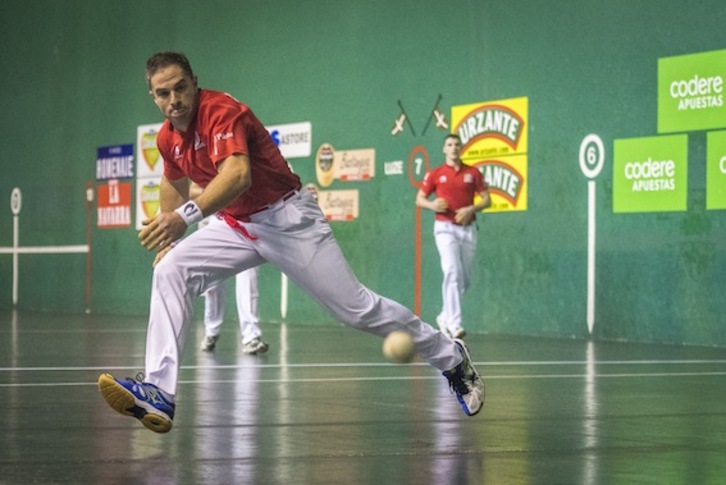 Aimar Olaizola ha protagonizado un gran encuentro. (Gorka RUBIO/ARGAZKI PRESS)