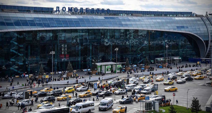 Aeropuerto de donde ha despegado el avión. (Alexander NEMENOV/AFP)