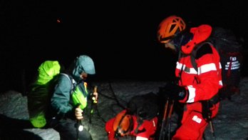 Los bomberos de Nafarroa han rescatado a un peregrino en el Alto de Ibañeta. (@BomberosNavarra)