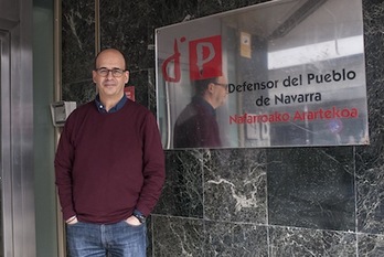 Patxi Zamora se ha reunido con el Defensor del Pueblo de Nafarroa para tratar su despido. (Joxe LACALLE)