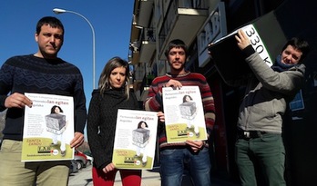 Presentación de la campaña de LAB para que el Gobierno navarro mejore el decreto de los ratios de los servicios sociales. (LAB)