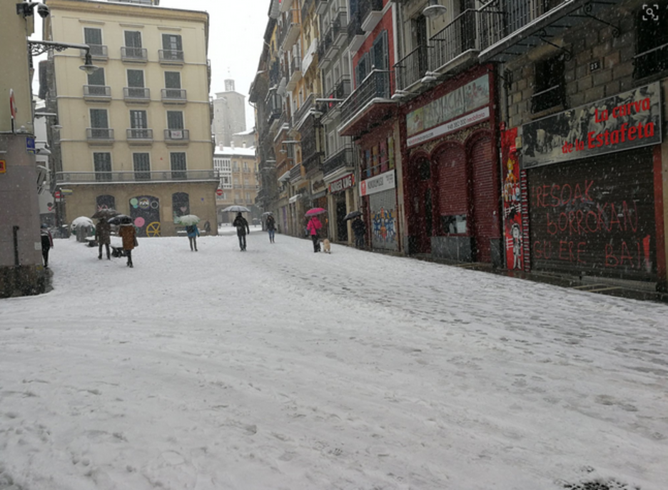Les rues d'Iruñea couvertes de neige ce matin. ©Martxelo Diaz