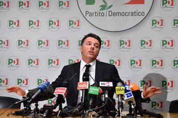 Matteo Renzi, aurreko agerraldi batetan. (Alberto PIZZOLI / AFP)
