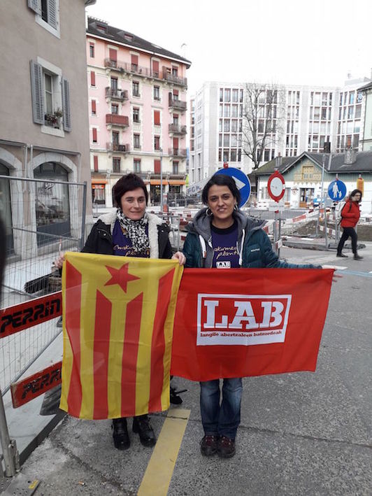 Garbiñe Aranburu eta Anna Gabriel, gaur Genevan. (LAB)