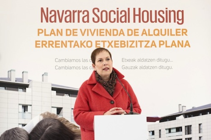 La presidenta Barkos, en el acto de comienzo de las obras de la primera promoción del Plan de Alquiler Social de Nafarroa. (GOBIERNO DE NAFARROA)