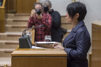 Maddalen Iriarte, durante una intervención en el Parlamento de Gasteiz. (Juanan RUIZ / FOKU)