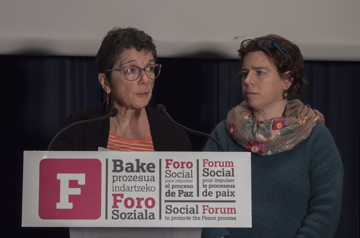 Acto celebrado por el Foro Social en el Aquarium de Donostia. (Andoni CANELLADA / FOKU)