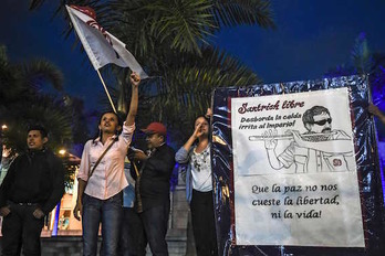 Concentración solidaria con Santrich en Medellín. (Joaquín SARMIENTO/AFP)
