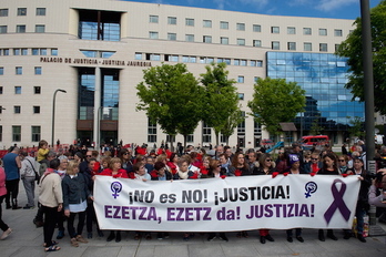 concentración ante la audiencia