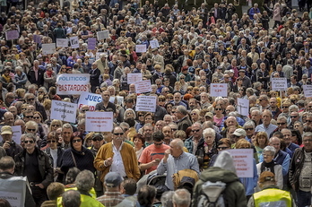 Manifestación de los pensionistas en Gasteiz. (Jaizki FONTANEDA/FOKU)