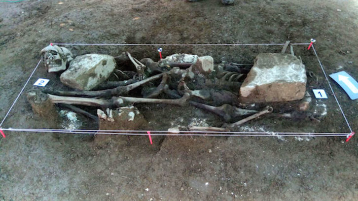 Restos de dos víctimas del alzamiento franquista exhumados el pasado mes de mayo en Ibero. (Gobierno de Nafarroa)