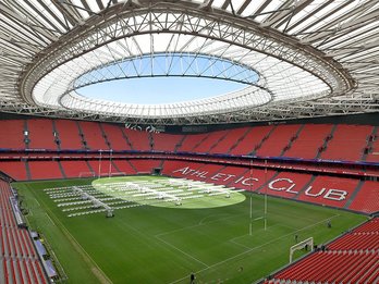 San Mamés se ha transformado en un campo de rugby. (@Athletic Club)