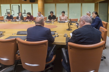 Reunión de la Ponencia de Autogobierno, esta mañana. (Juanan RUIZ/FOKU)