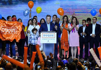 El candidato colombiano Iván DUque, tras conocerse los resultdos de la primera vuelta. (Luis ACOSTA / AFP)