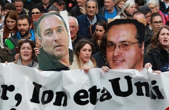 Manifestación en Donibane Lohizune por la libertad de Unai y Ion Parot, Xistor Haranburu y Jakes Esnal. (Bob EDME)