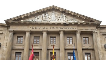 Solana asegura que todas las jefaturas de la Administración navarra se renovarán por méritos.