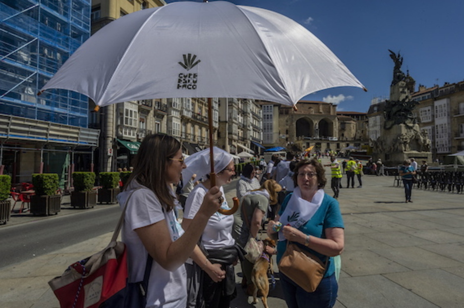 El calor ha apretado también en Gasteiz. (Jaizki FONTANEDA/FOKU)