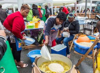 Arroces del Mundo en la plaza Corazón de María. (Marisol RAMIREZ / FOKU)