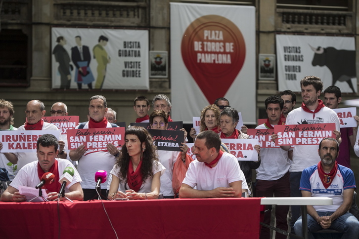 Comparecencia para convocar la manifestación del 4 de julio. (Jagoba MANTEROLA/FOKU)