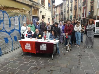 Rueda de prensa ofrecida en Gasteiz. (NAIZ)