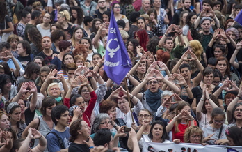 Protesta en Bilbo. (Luis JAUREGIALTZO / FOKU)