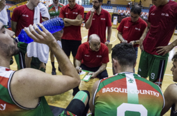 La selección vasca estuvo dirigida por Pablo Laso. (Aritz LOIOLA / FOKU)