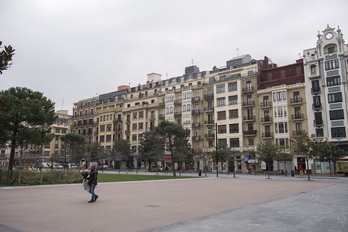 Edificios de viviendas en el barrio donostiarra de Gros. (Juan Carlos RUIZ / FOKU)