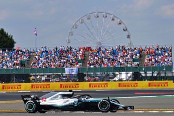 Lewis Hamilton saldrá desde la ‘pole’ en Silverstone. (Andrej ISAKOVIC/AFP)