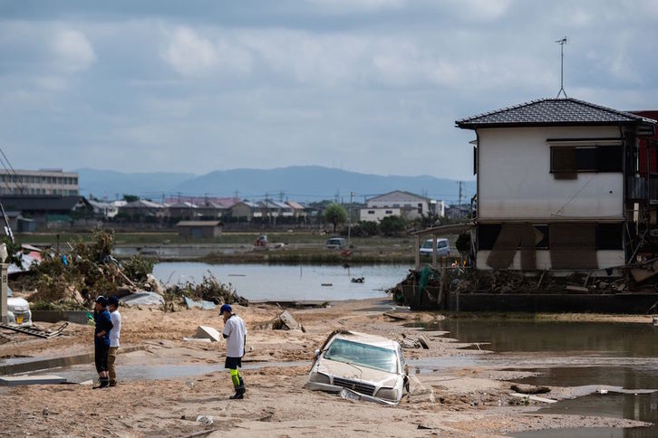 Todavía hay una cincuentena de personas desaparecidas tras las inundaciones en Japón. (Martin BUREAU / AFP)