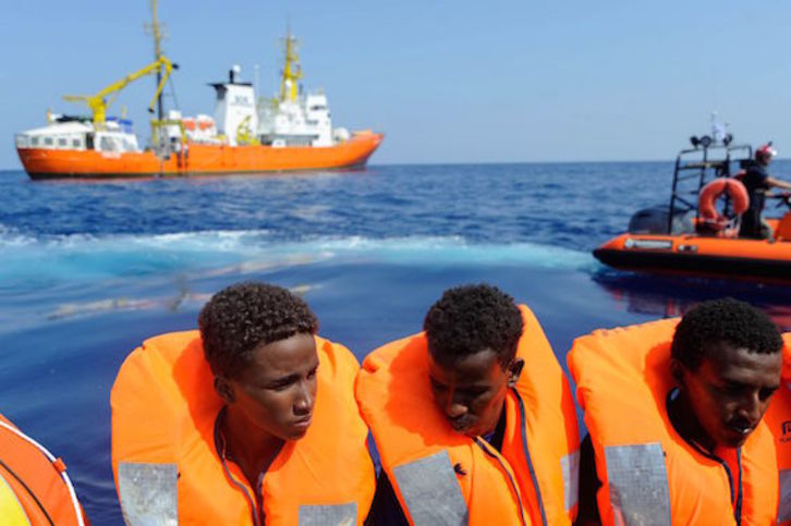 Migrantes a bordo del Aquarius. (Guglielmo MANGIAPANE/AFP)