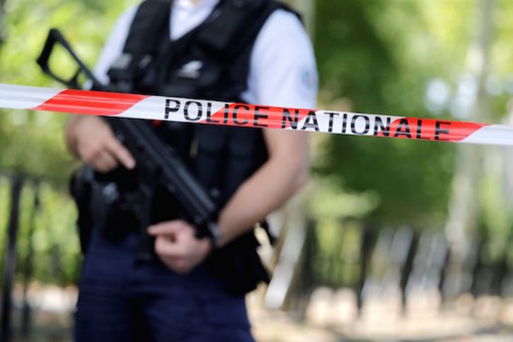 Cordón policial en la zona donde se han registrado los hechos. (Thomas SAMSON/AFP)