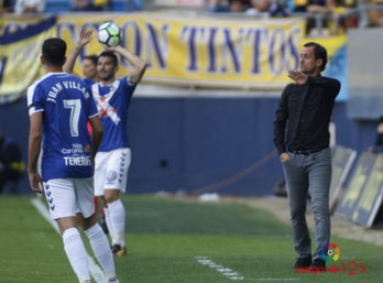 Etxeberria llegó al Tenerife a mediados de la temporada pasada. (@17Etxeberria)