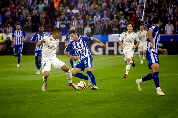 El Alavés sigue con su gran inicio de temporada tras ganar al Madrid. (Jaizki FONTANEDA / FOKU)