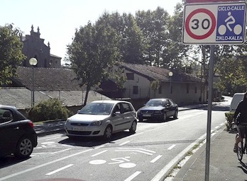 El tráfico en el Camino de Caparroso de Iruñea se ha reducido de manera destacada. (AYUNTAMIENTO DE IRUÑEA)