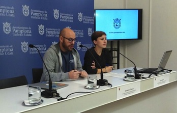 Los concejales Cuenca y Berro, en una comparecencia ante los medios. (ARANZADI)