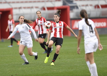 Placentera victoria para las leonas en Lezama. (Gorka RUBIO/FOKU)