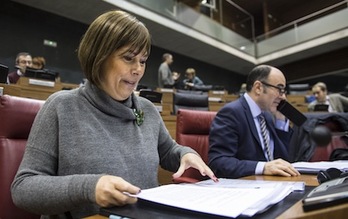 Barkos, en el pleno del Parlamento de Nafarroa. (Jagoba MANTEROLA/FOKU)