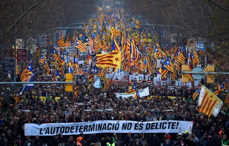 Conflicto "nacionalista" Catalunya, España. [2] - Página 26 Mani16F