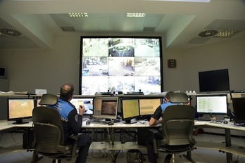 Imagen del videowall con el que Policía Municipal controla 200 cámaras de la ciudad. (AYUNTAMIENTO DE IRUÑEA)